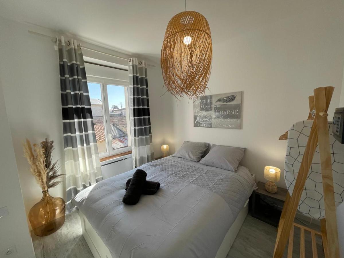 Le Boheme - Centre Ville, Netflix Et Wifi, Parking, Ideal Familles, Couples Et Voyages D'Affaire Ниор Екстериор снимка